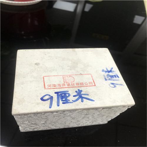 輕質(zhì)隔墻板